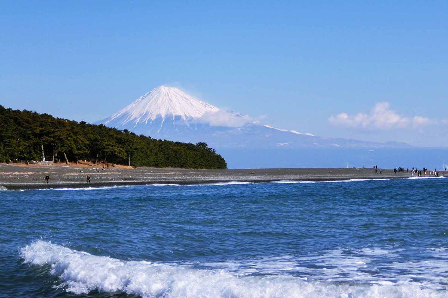 มิโฮะโนะมัตสึบาระส่วนหนึ่งของ “ภูเขาไฟฟูจิ” มรดกโลกทางด้านวัฒนธรรม