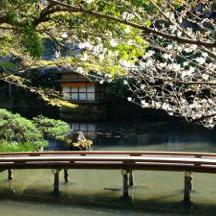 四季折々の顔を見せる庭園