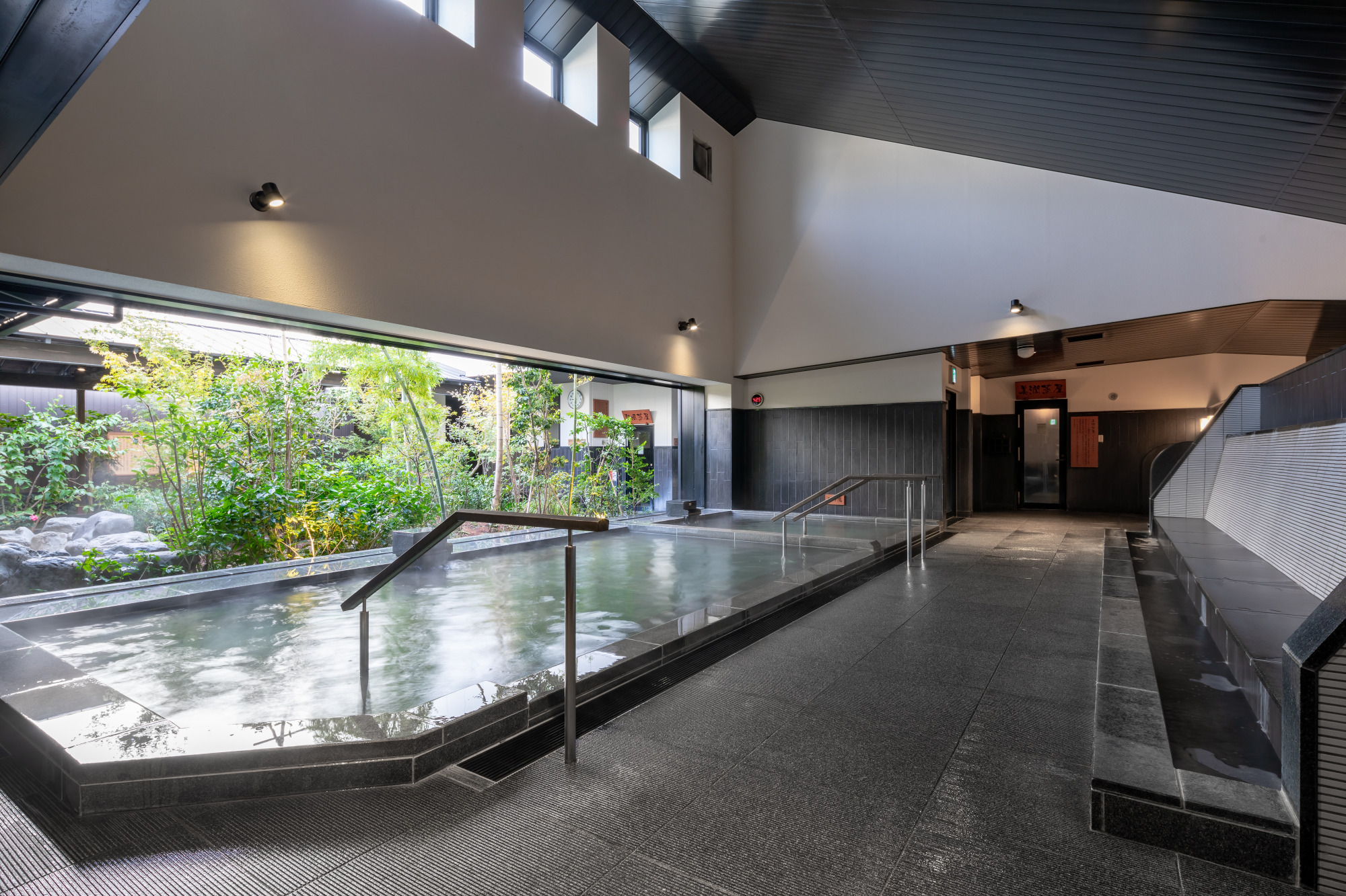 東静岡 天然温泉 柚木の郷