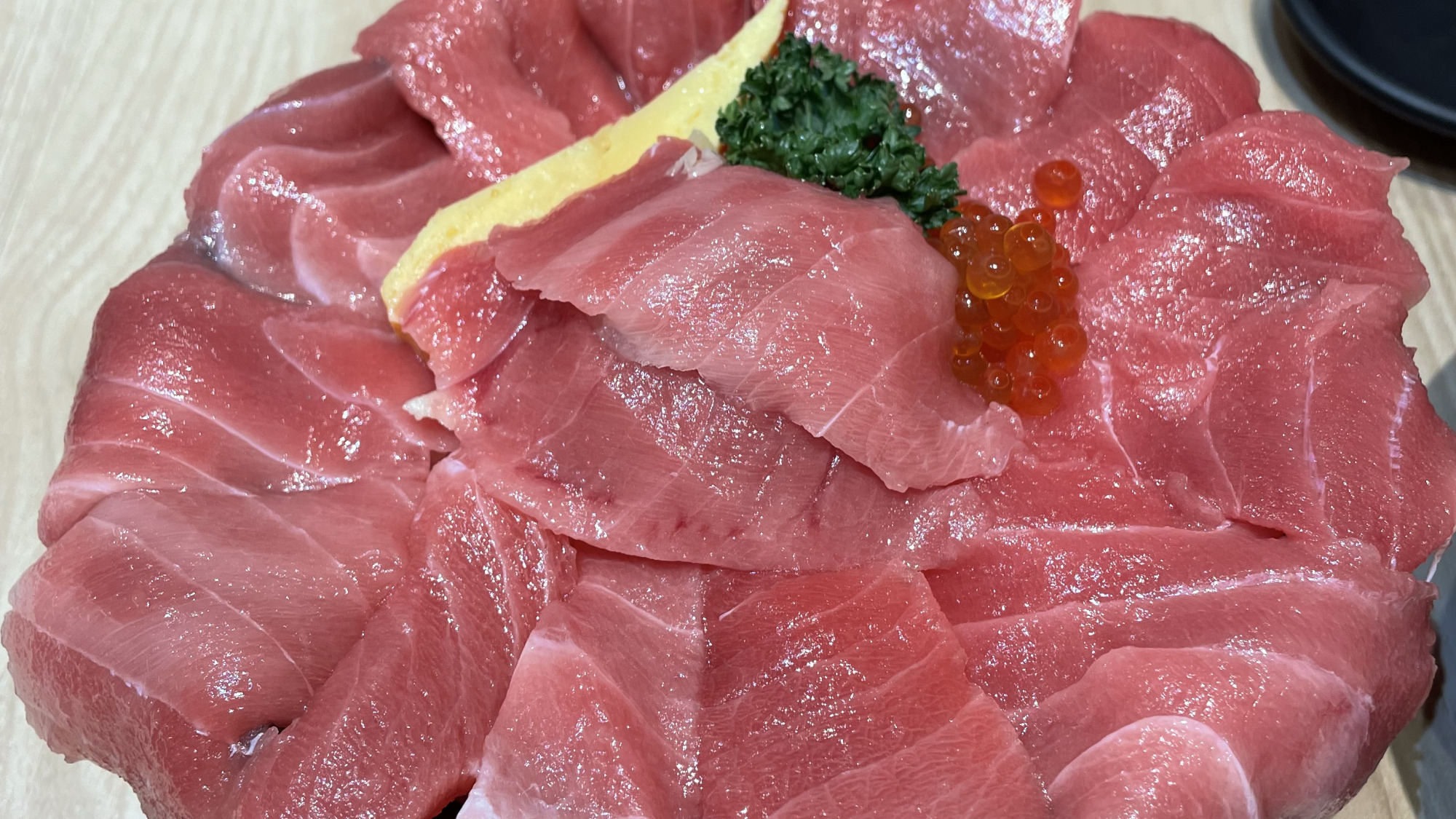 特上本まぐろ中トロ丼