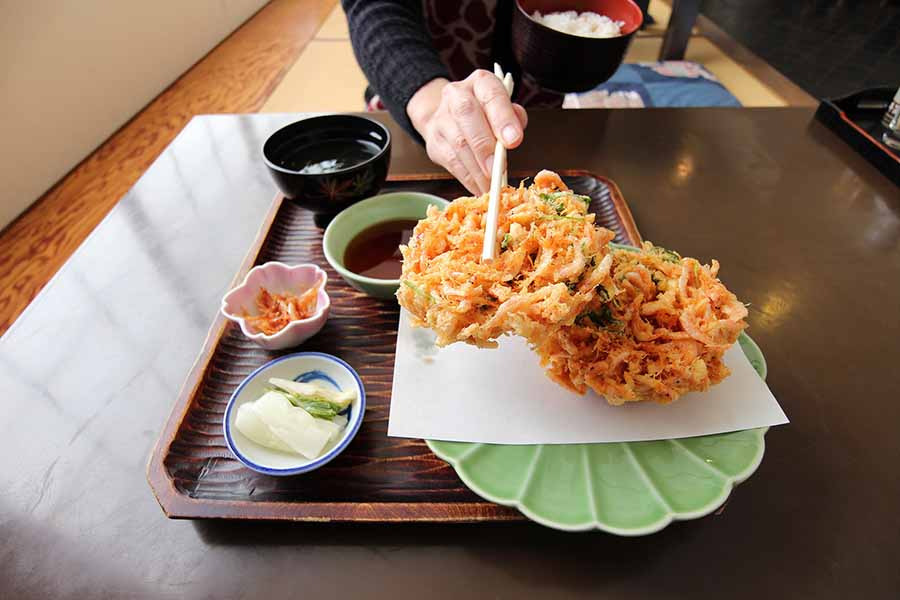 桜えびのかき揚げ