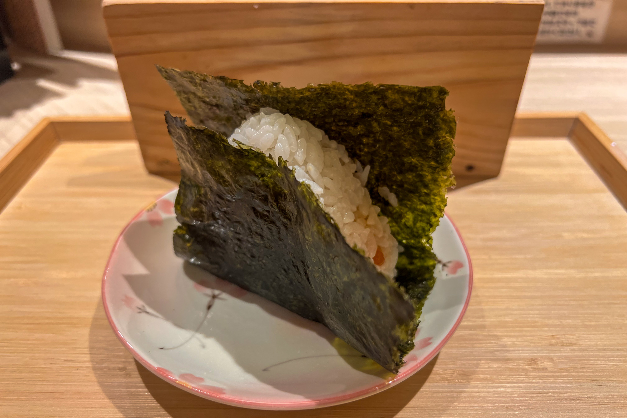 「米と麦 たわら屋 静岡駅地下店」のおにぎり