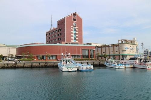 清水マリンビル