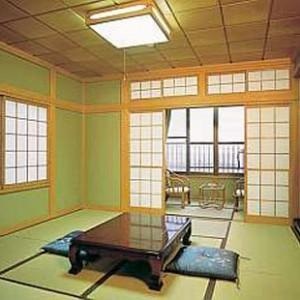 割烹旅館　西山