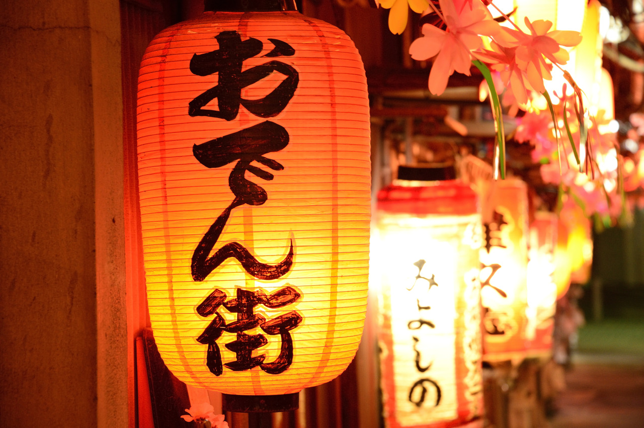 静岡おでん街の赤ちょうちん